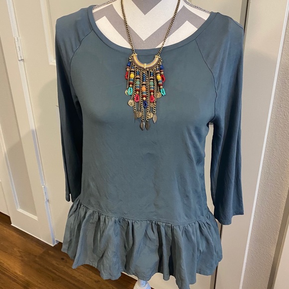 LOFT Tops - LOFT Peplum Top